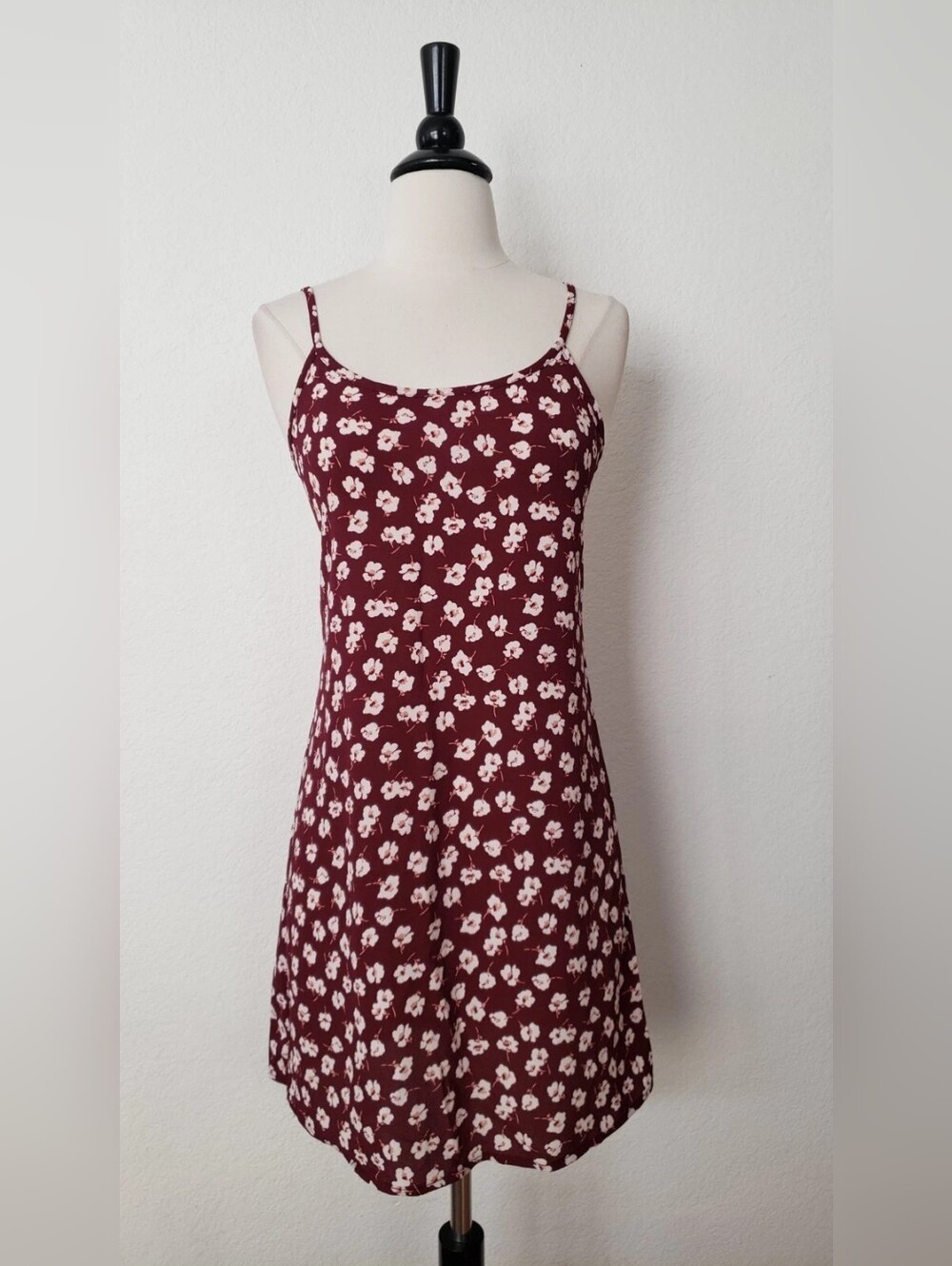 Floral Spaghetti Strap Dress in Wine Red